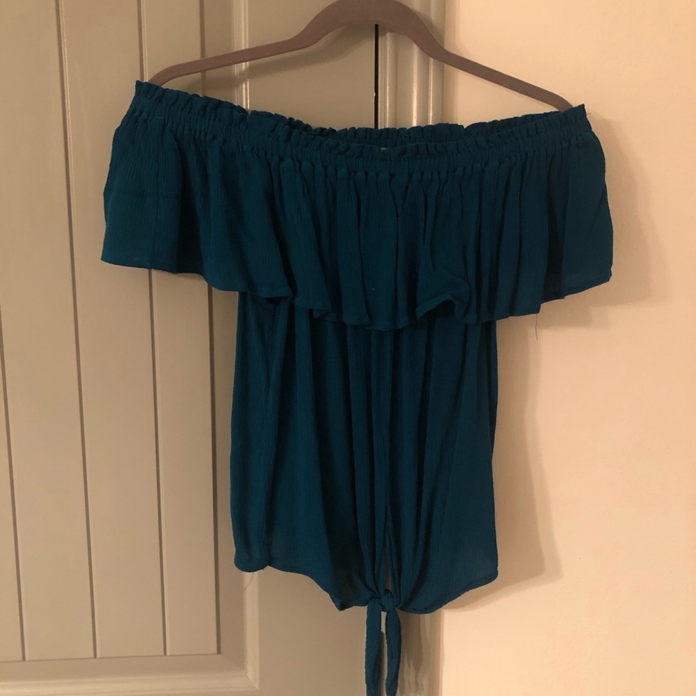 Off Shoulder Shirt